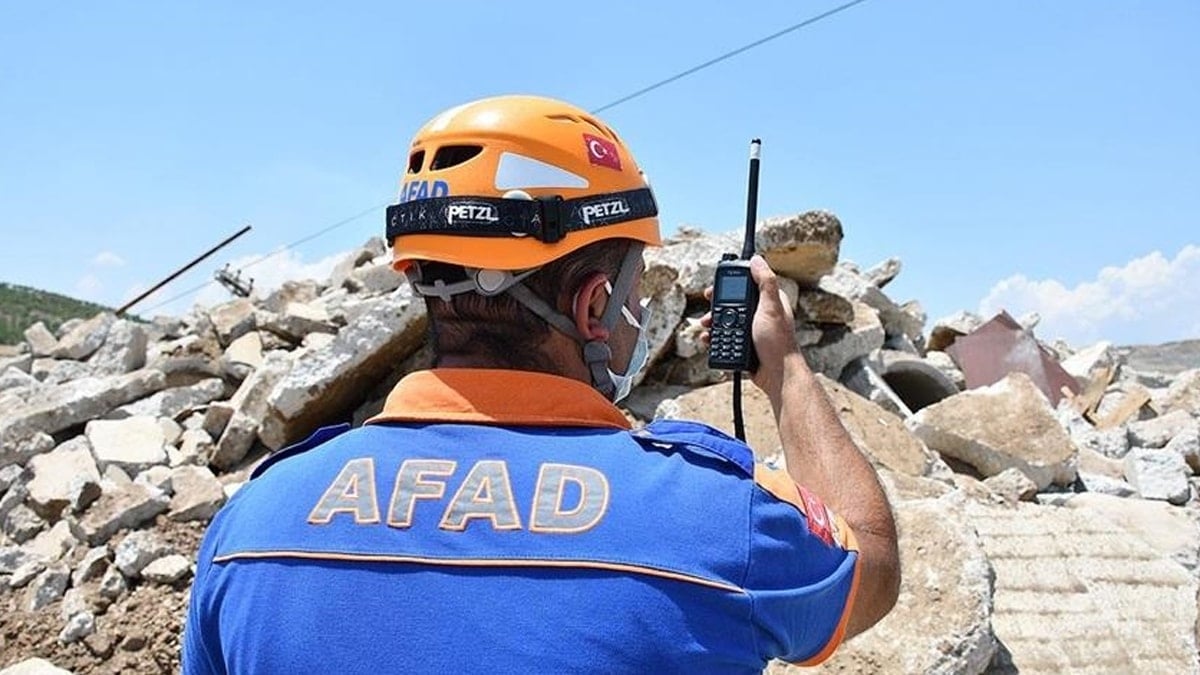 AFAD personelinin çıkarılmasına AKP’li üç vekil sessiz kaldı, eski vekil devreye girdi