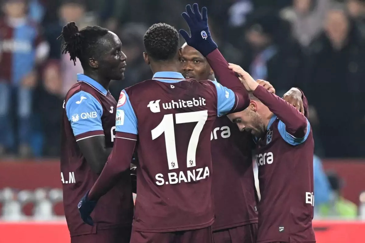 Trabzonspor, Ziraat Türkiye Kupası’nda Alanyaspor’u 3-0 mağlup etti