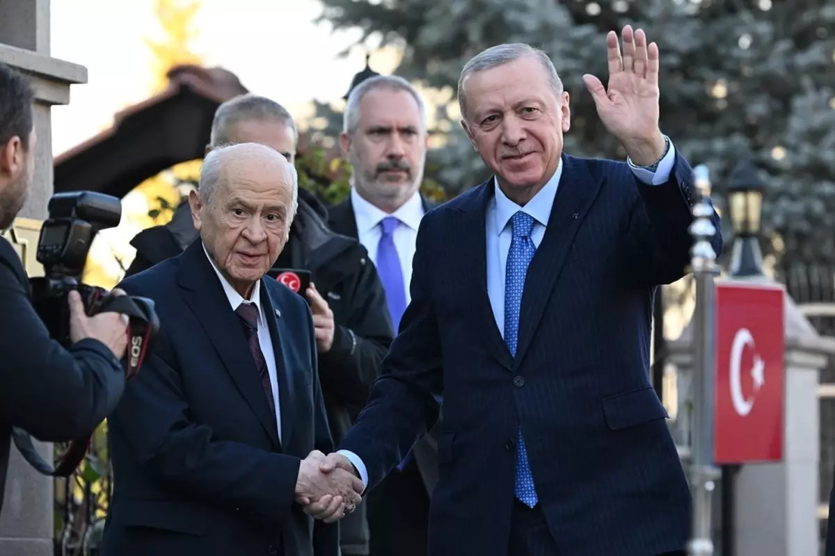 Cumhurbaşkanı Erdoğan ile Devlet Bahçeli arasındaki görüşme başladı