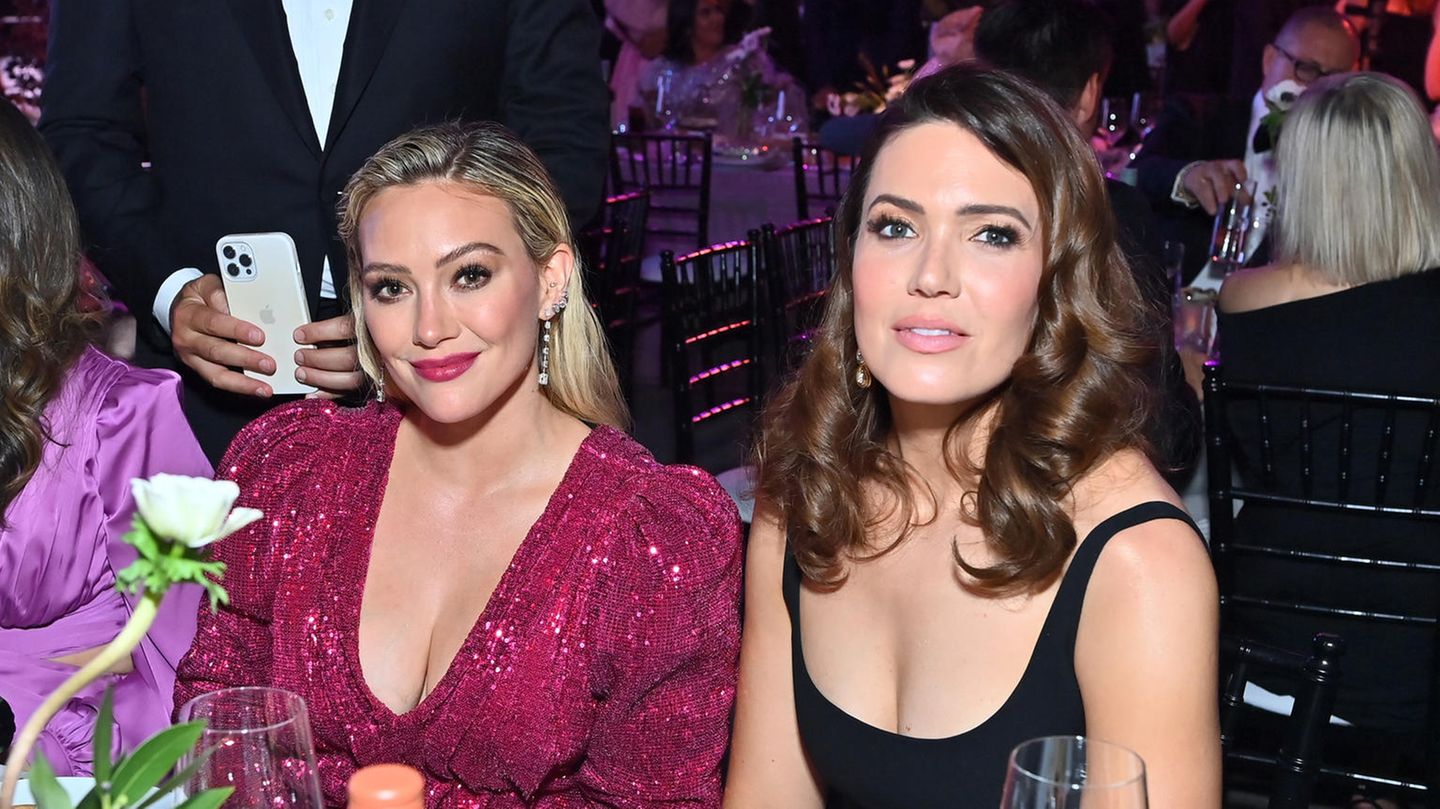 Mandy Moore: Hilary Duff, yıkıcı orman yangınlarının ardından barınağını teklif ediyor