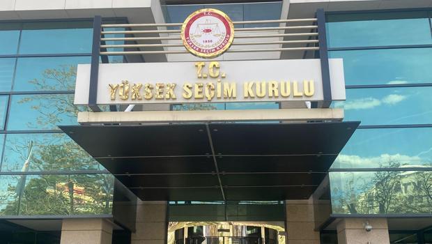 Yüksek Seçim Kurulu, seçime katılma yeterliliğine sahip 38 siyasi partinin bulunduğunu belirledi