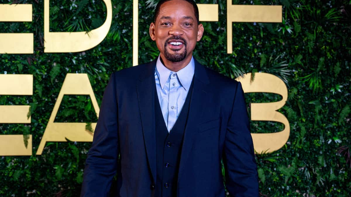 Will Smith “Matrix” rolünü ima ediyor ve kafa karışıklığına neden oluyor