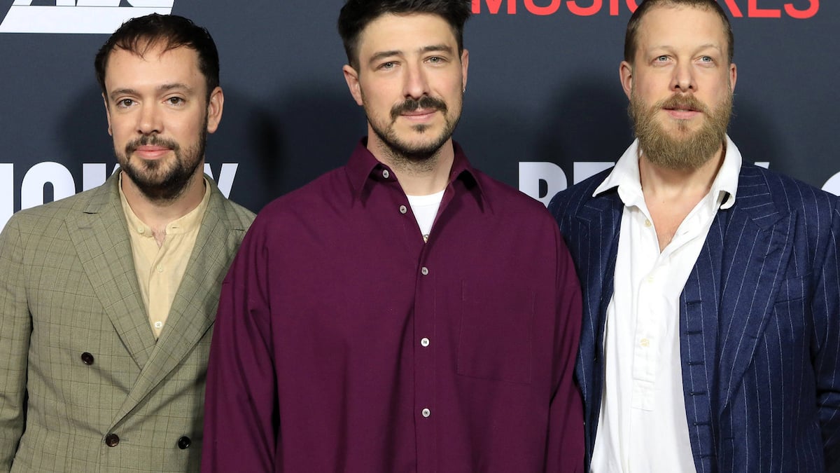 Mumford & Sons yedi yıl sonra yeni albüm yayınladı