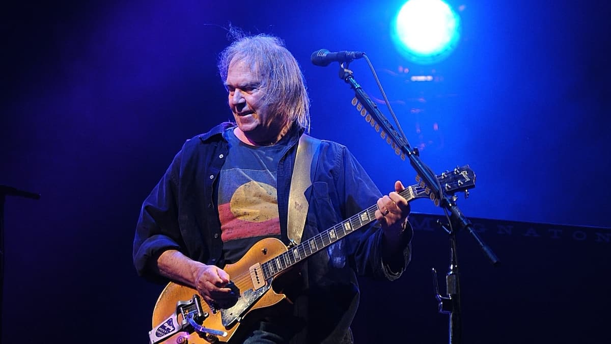 Görünüyor: Neil Young Glastonbury iptalini geri çekiyor