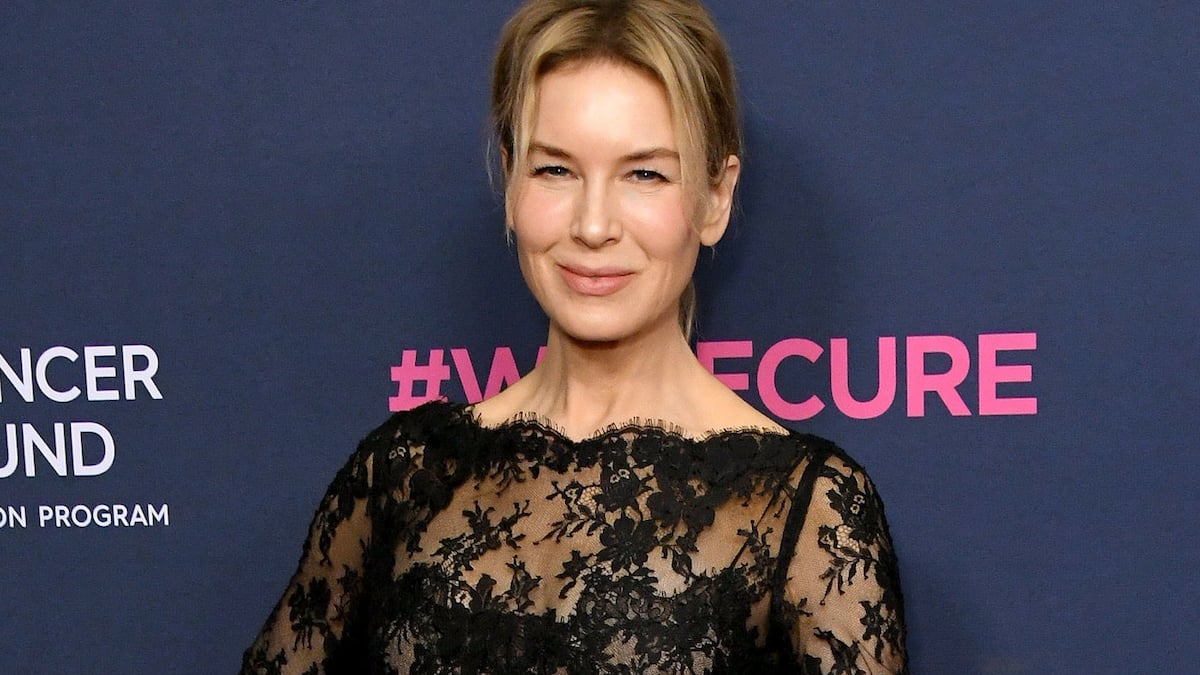 Renée Zellweger, “Vogue” kapağında peri kesim saçıyla şaşırttı