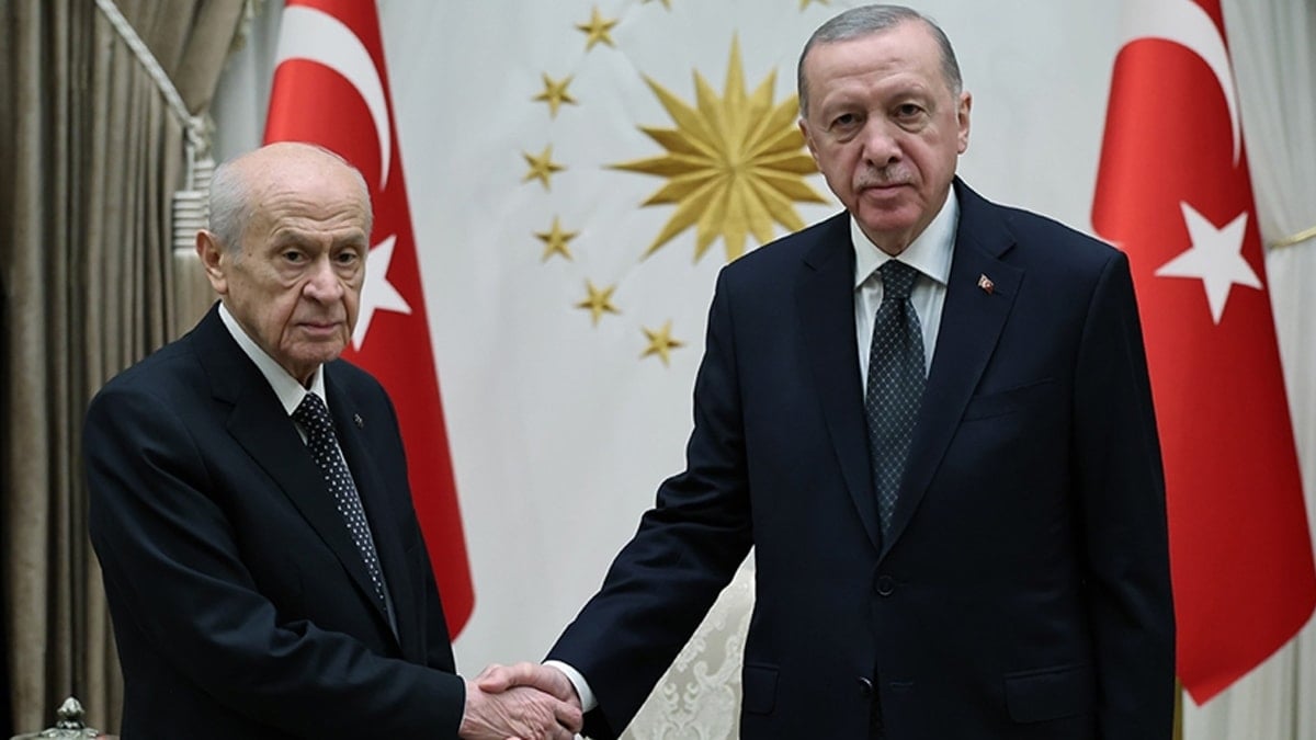 SON DAKİKA: Erdoğan ile Bahçeli’den sürpriz görüşme